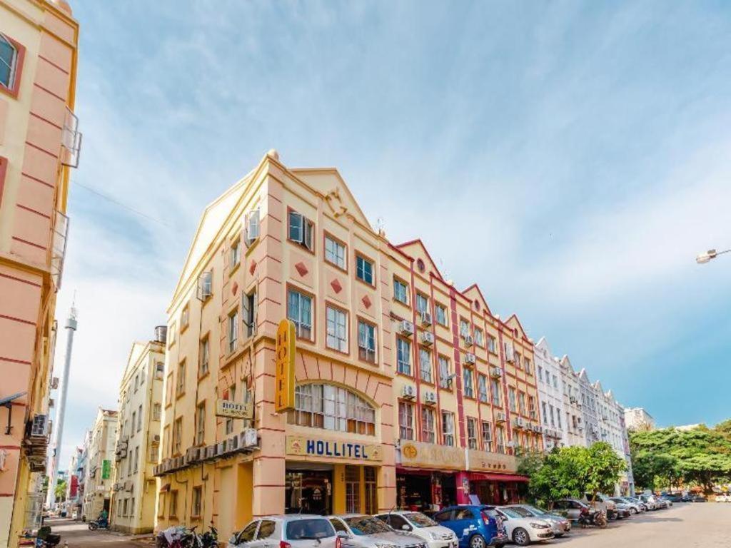 Oyo 1090 Hollitel Hotel Melaka Exterior photo